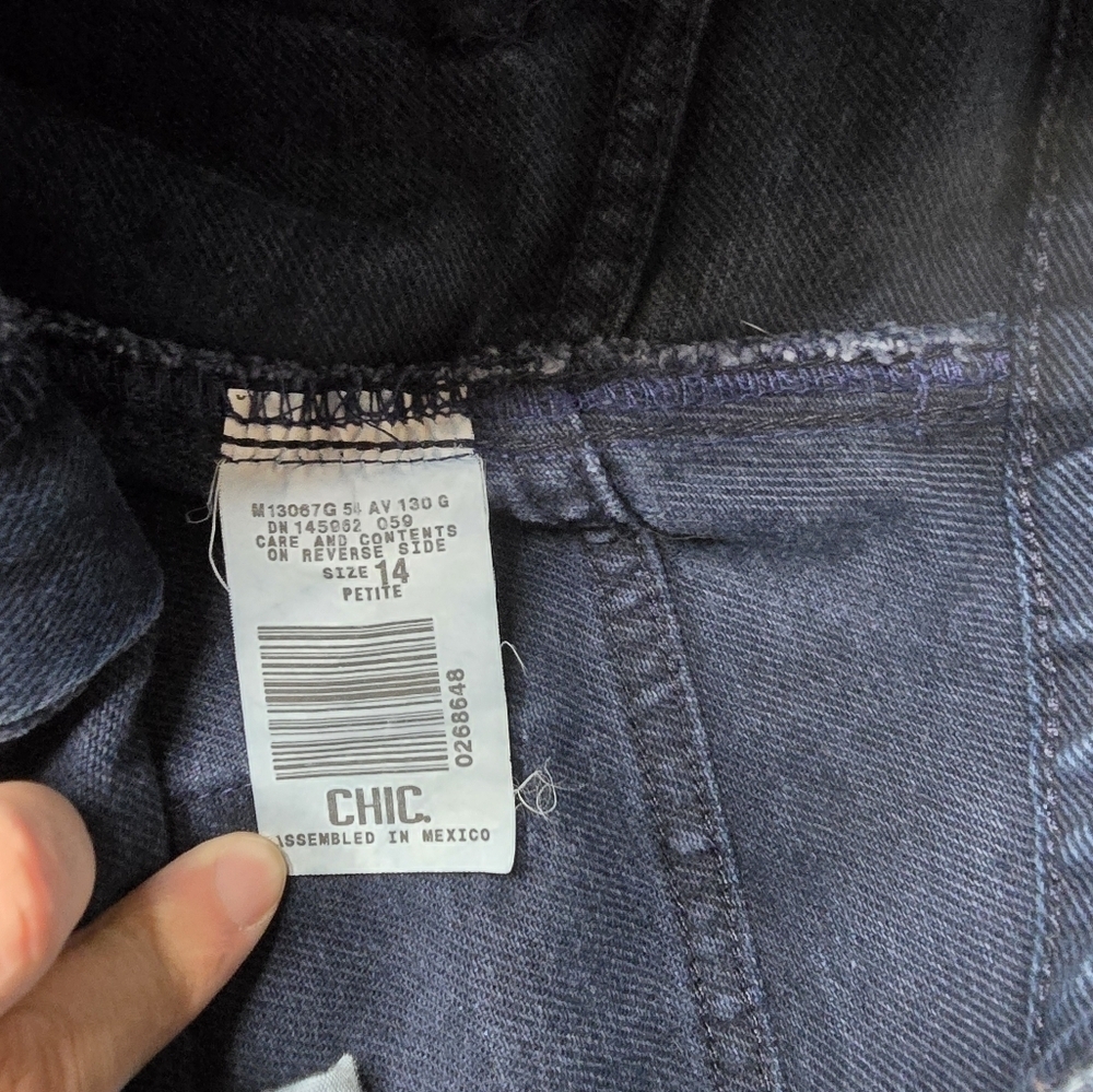 90s Chic Jeans - Picture 3 of 4